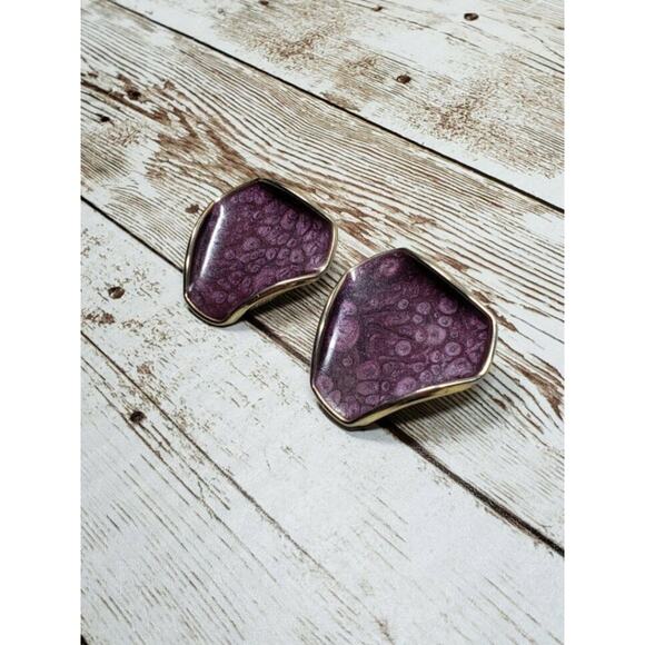 Vintage Clip On Earrings - Unusual Purple Folded Triangle Design Statement - Picture 2 of 6